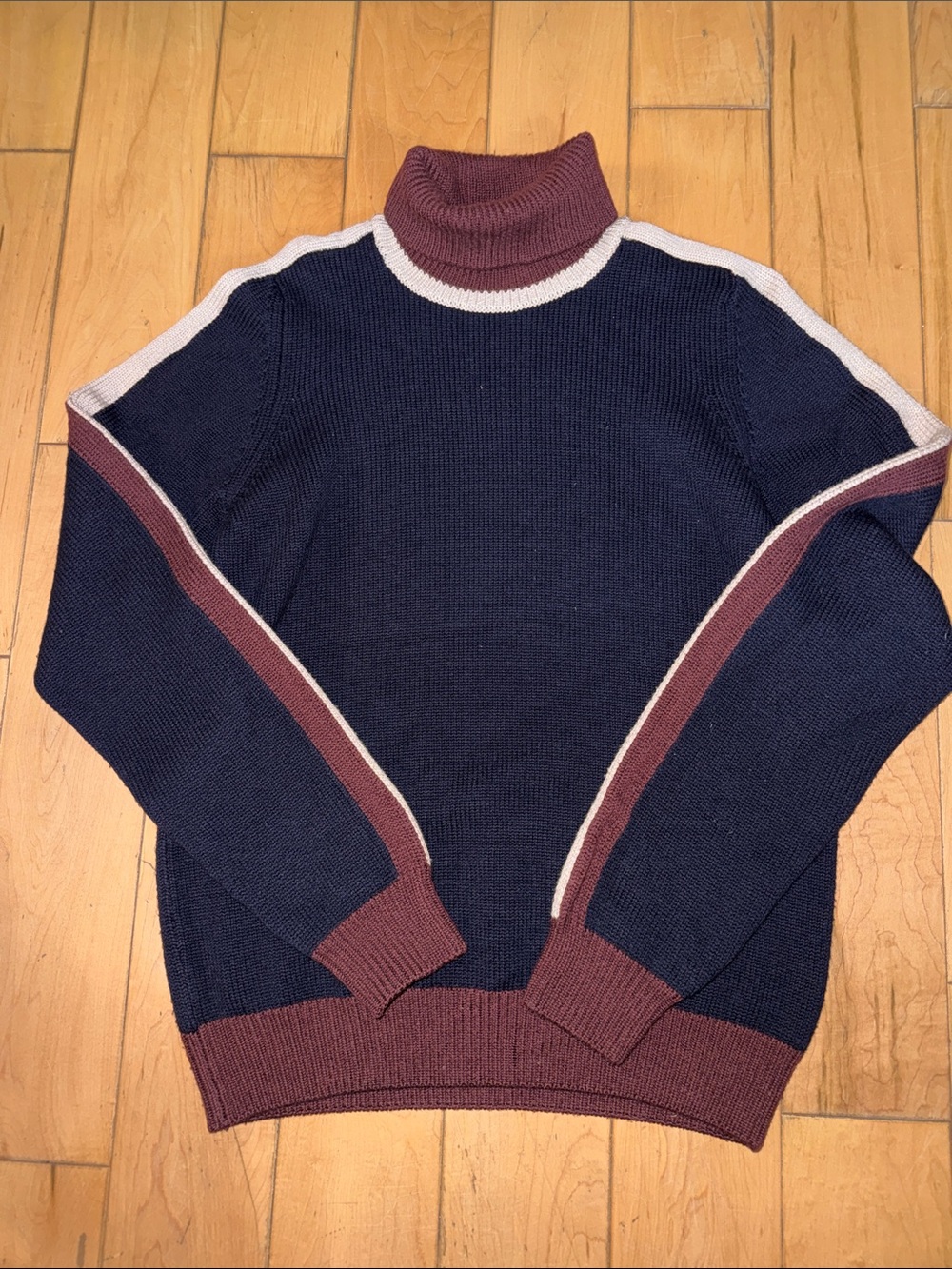Men's Armani Turtleneck Knit Sweater in Navy and Burgundy